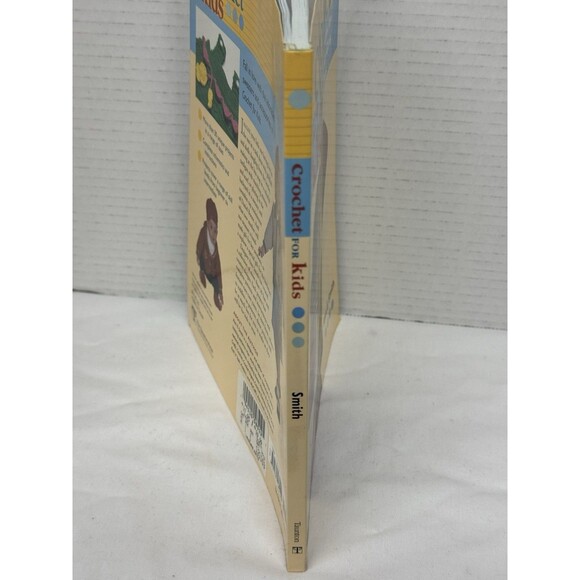 Crochet for Kids: Sweaters for Infants, Girls, and Boys by Smith, Ann E. - Picture 3 of 9